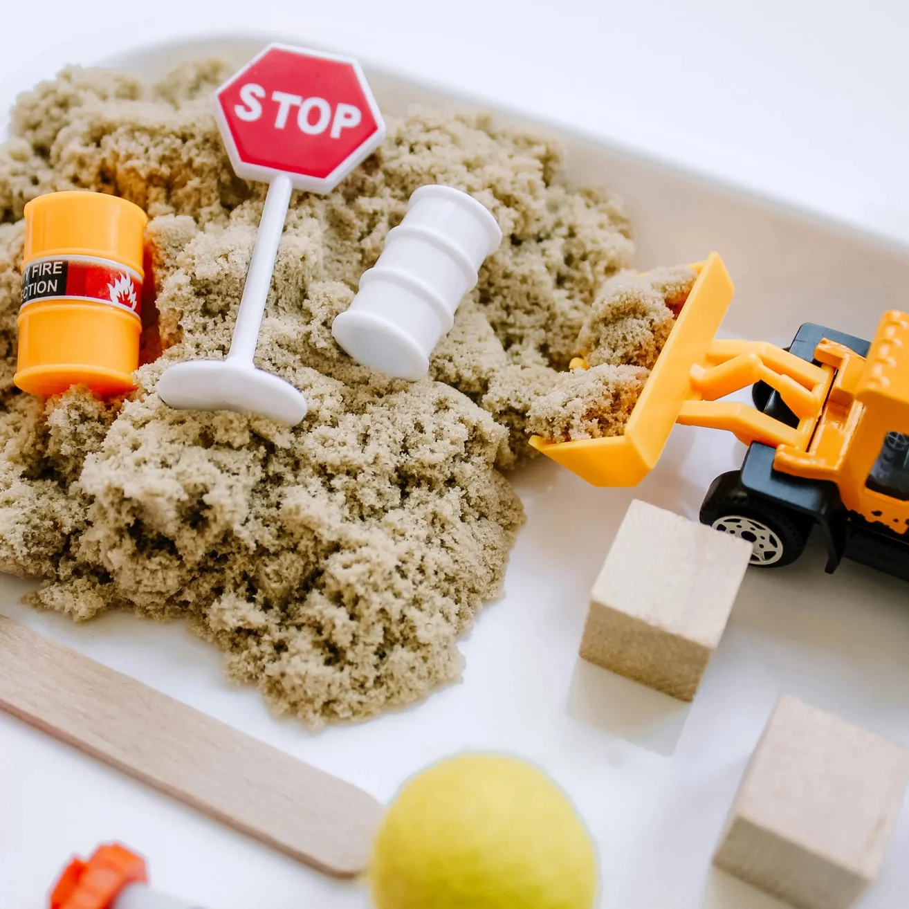 Sensory Kit, Construction